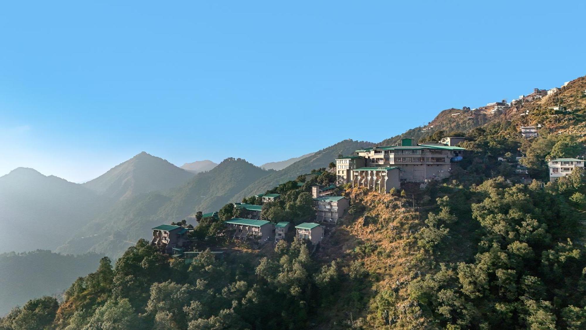 सहारा Sterling Mussoorie